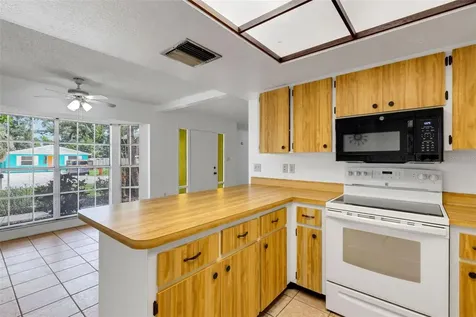 2802 Jamaica Street Sarasota FL 34231