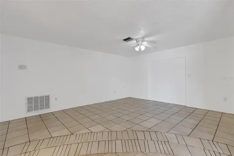 2802 Jamaica Street Sarasota FL 34231