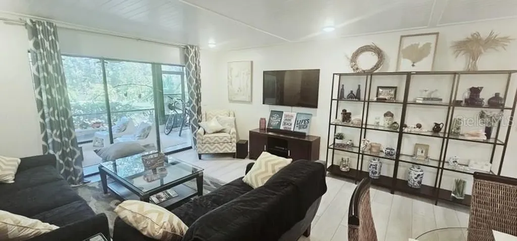 132 Wild Palm Drive Bradenton FL 34210