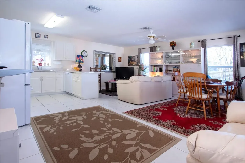 4010 N Lockwood Ridge Road Sarasota FL 34234