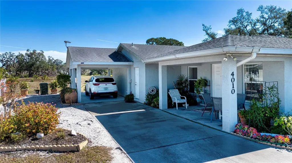 4010 N Lockwood Ridge Road Sarasota FL 34234