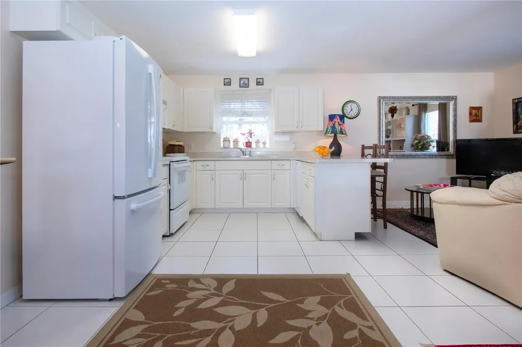 4010 N Lockwood Ridge Road Sarasota FL 34234