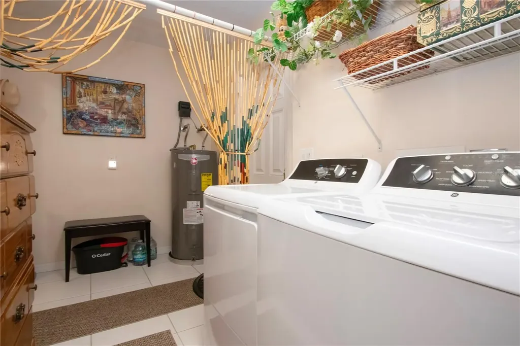 4010 N Lockwood Ridge Road Sarasota FL 34234