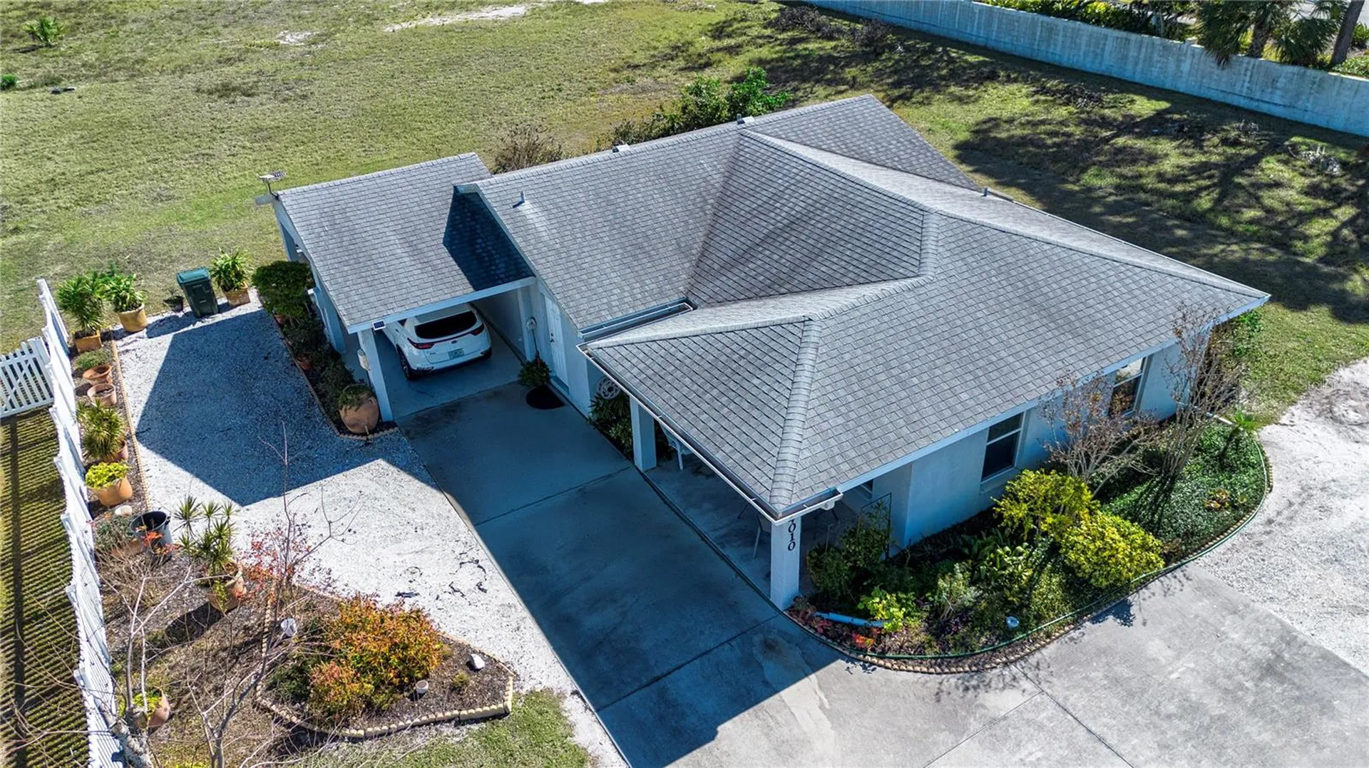 4010 N Lockwood Ridge Road Sarasota FL 34234