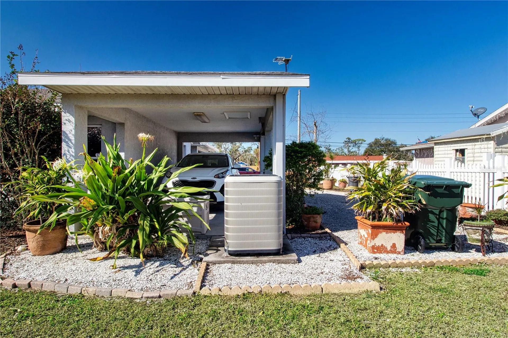 4010 N Lockwood Ridge Road Sarasota FL 34234