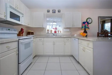 4010 N Lockwood Ridge Road Sarasota FL 34234