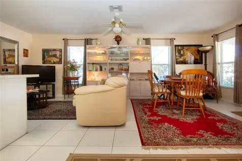 4010 N Lockwood Ridge Road Sarasota FL 34234