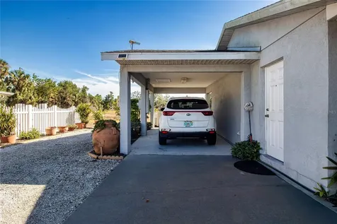 4010 N Lockwood Ridge Road Sarasota FL 34234