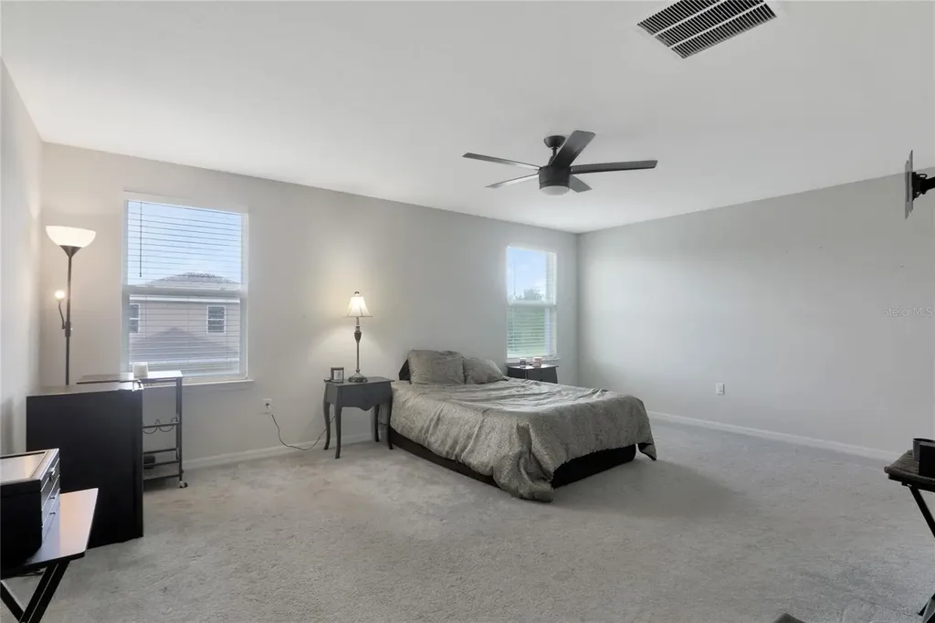 5068 Little Stream Lane Wesley Chapel FL 33545