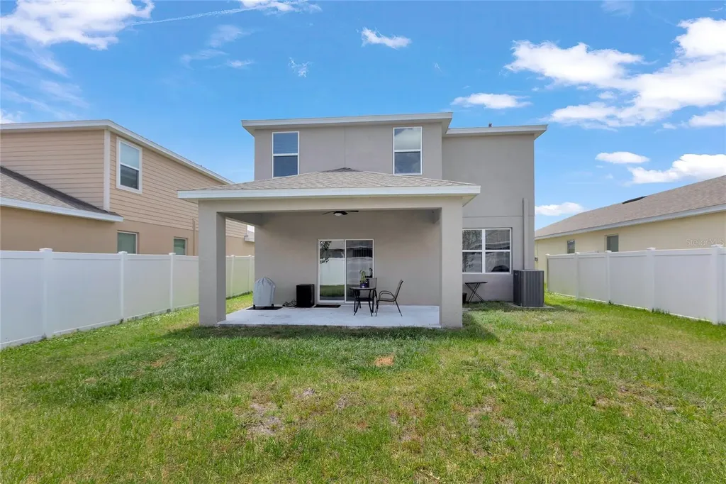 5068 Little Stream Lane Wesley Chapel FL 33545