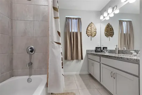 5068 Little Stream Lane Wesley Chapel FL 33545