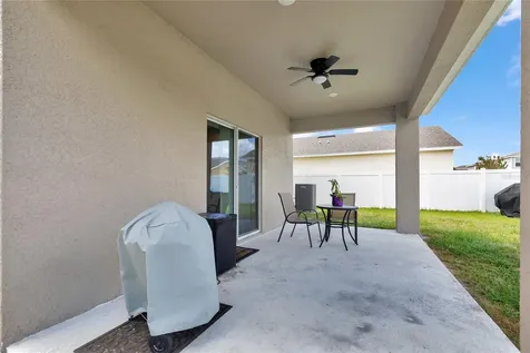 5068 Little Stream Lane Wesley Chapel FL 33545
