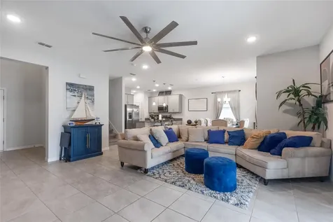 5068 Little Stream Lane Wesley Chapel FL 33545