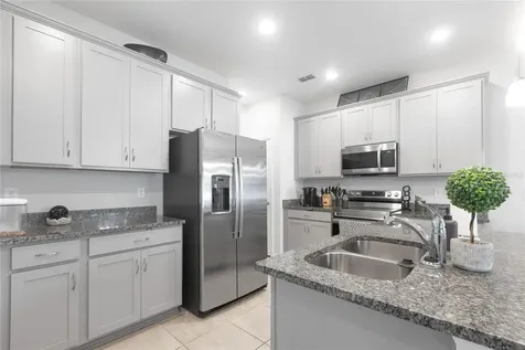 5068 Little Stream Lane Wesley Chapel FL 33545
