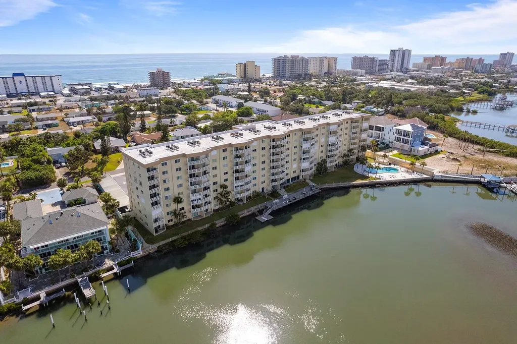 3606 S Peninsula Drive Port Orange FL 32127
