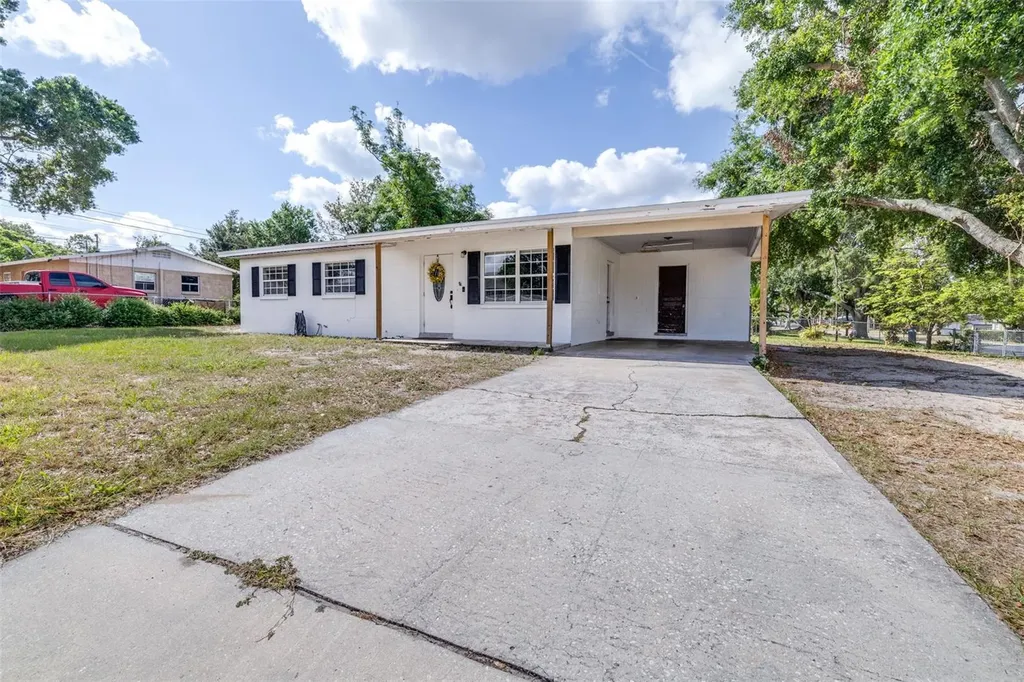 280 W Pierce Street Lake Alfred FL 33850
