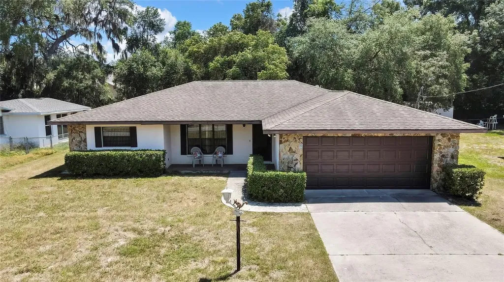 883 N Hollywood Circle Crystal River FL 34429