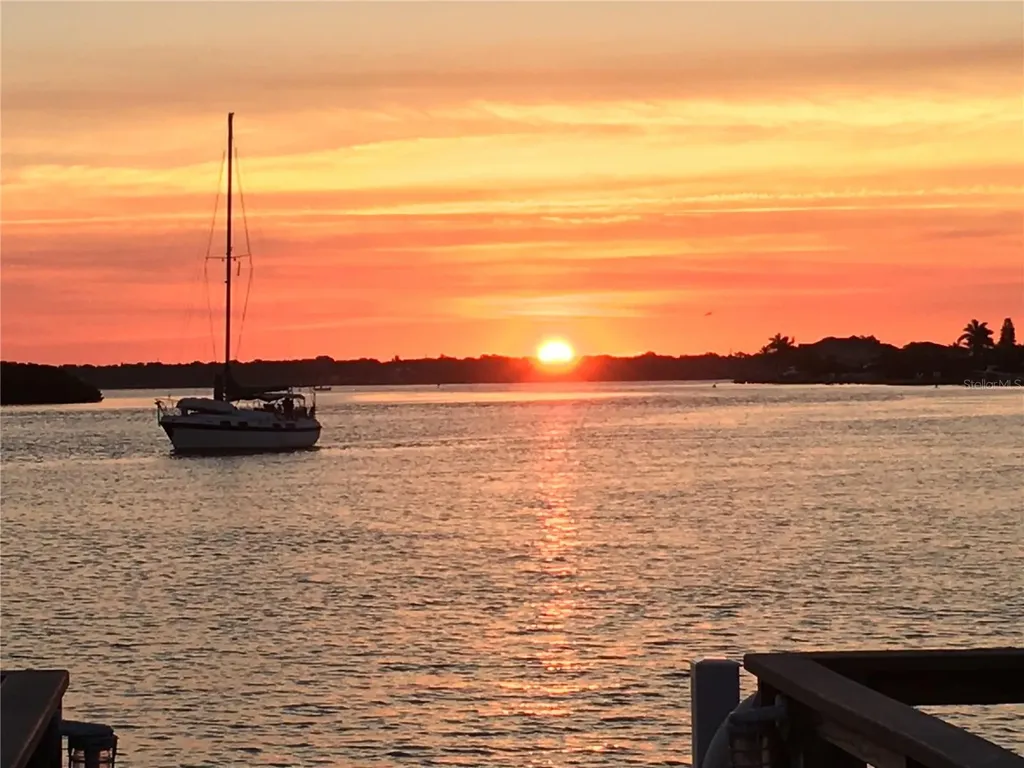 1 Key Capri Treasure Island FL 33706