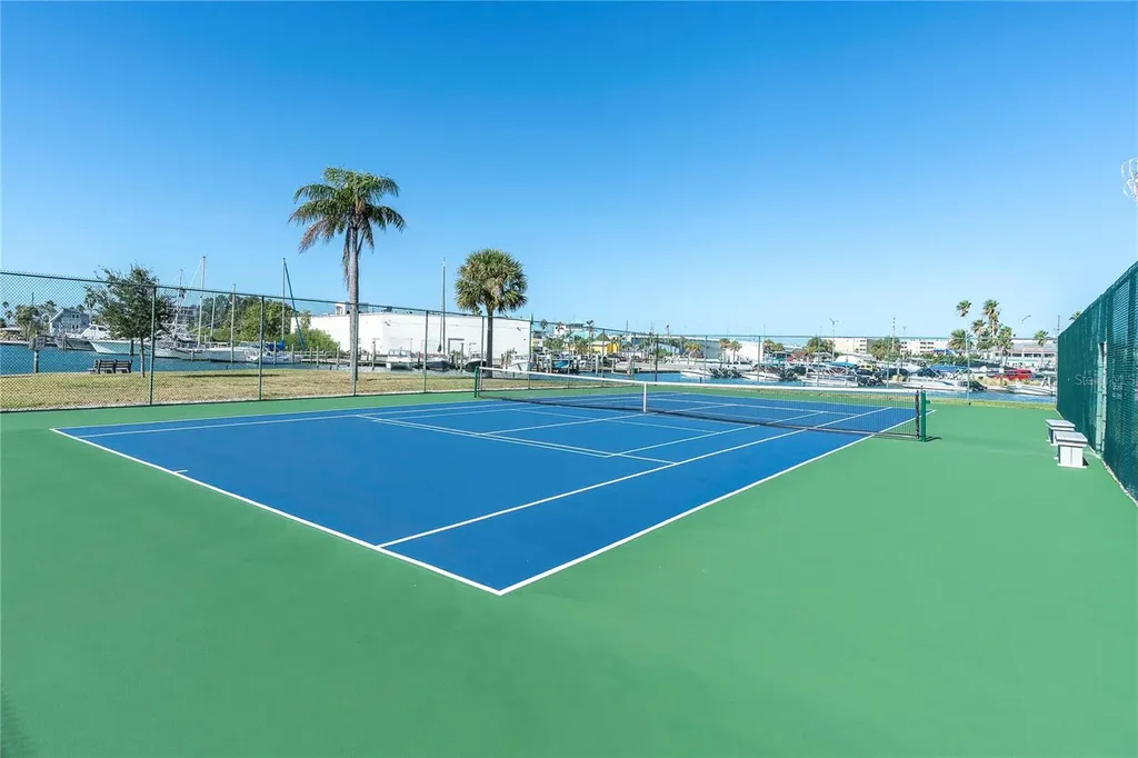 1 Key Capri Treasure Island FL 33706
