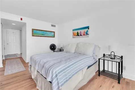 1 Key Capri Treasure Island FL 33706