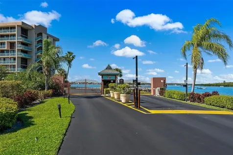 1 Key Capri Treasure Island FL 33706