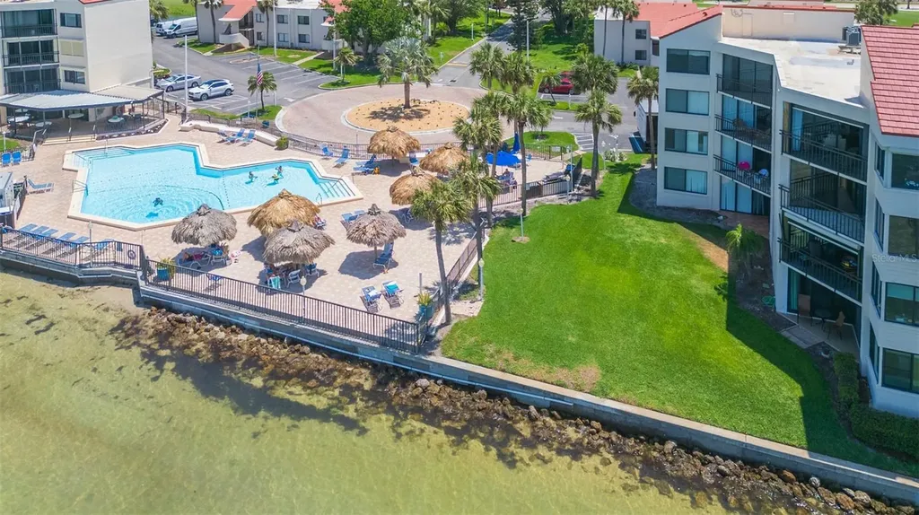 5729 Puerta Del Sol Boulevard S St Petersburg FL 33715