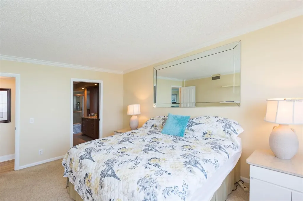 5729 Puerta Del Sol Boulevard S St Petersburg FL 33715