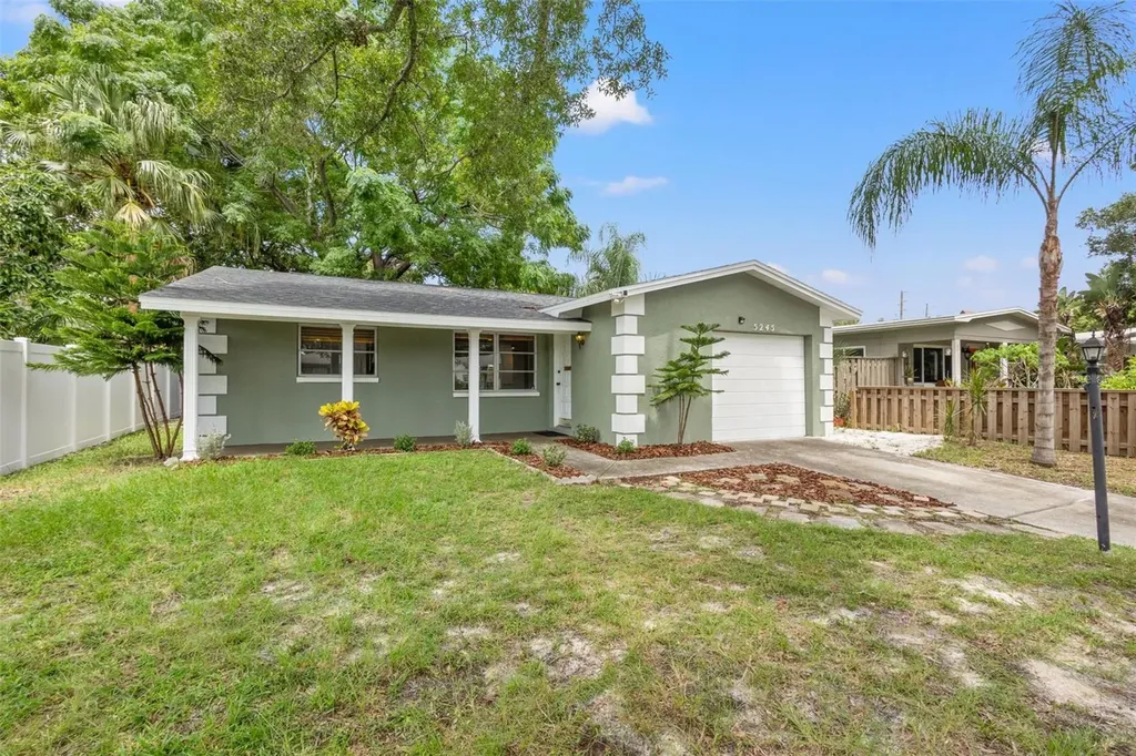 5245 3rd Avenue N St Petersburg FL 33710