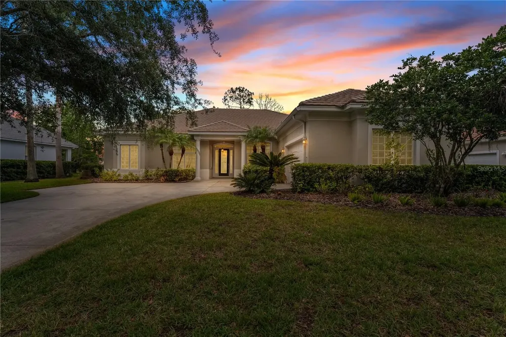 2746 Kissimmee Bay Circle Kissimmee FL 34744