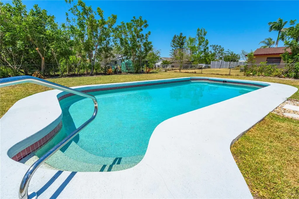 6698 Acmar Court North Port FL 34287