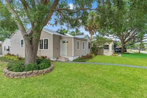 921 W Coral Street Tampa FL 33602