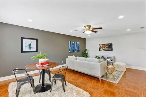 1176 Epson Oaks Way Orlando FL 32837