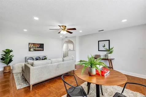 1176 Epson Oaks Way Orlando FL 32837