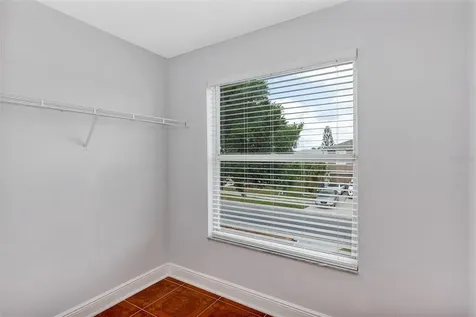 1176 Epson Oaks Way Orlando FL 32837