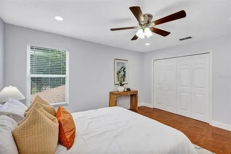 1176 Epson Oaks Way Orlando FL 32837