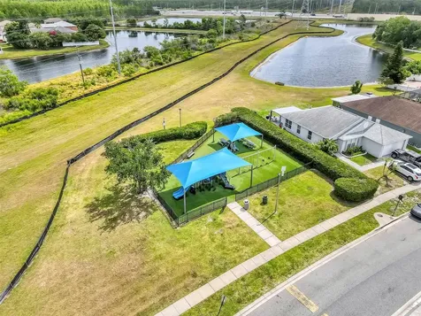 1176 Epson Oaks Way Orlando FL 32837