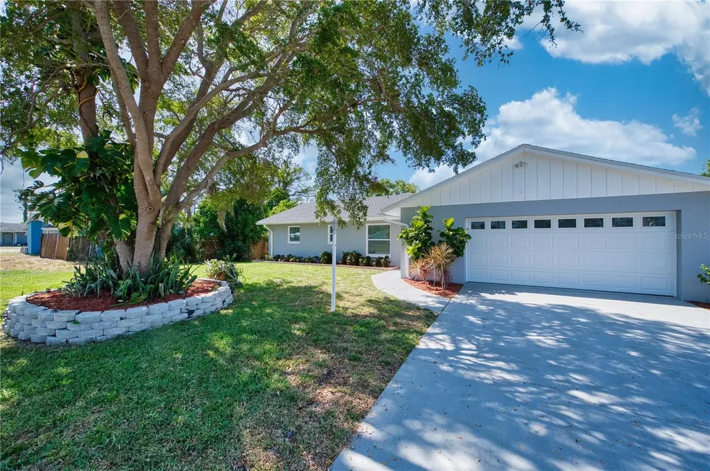 1896 Mova Street Sarasota FL 34231