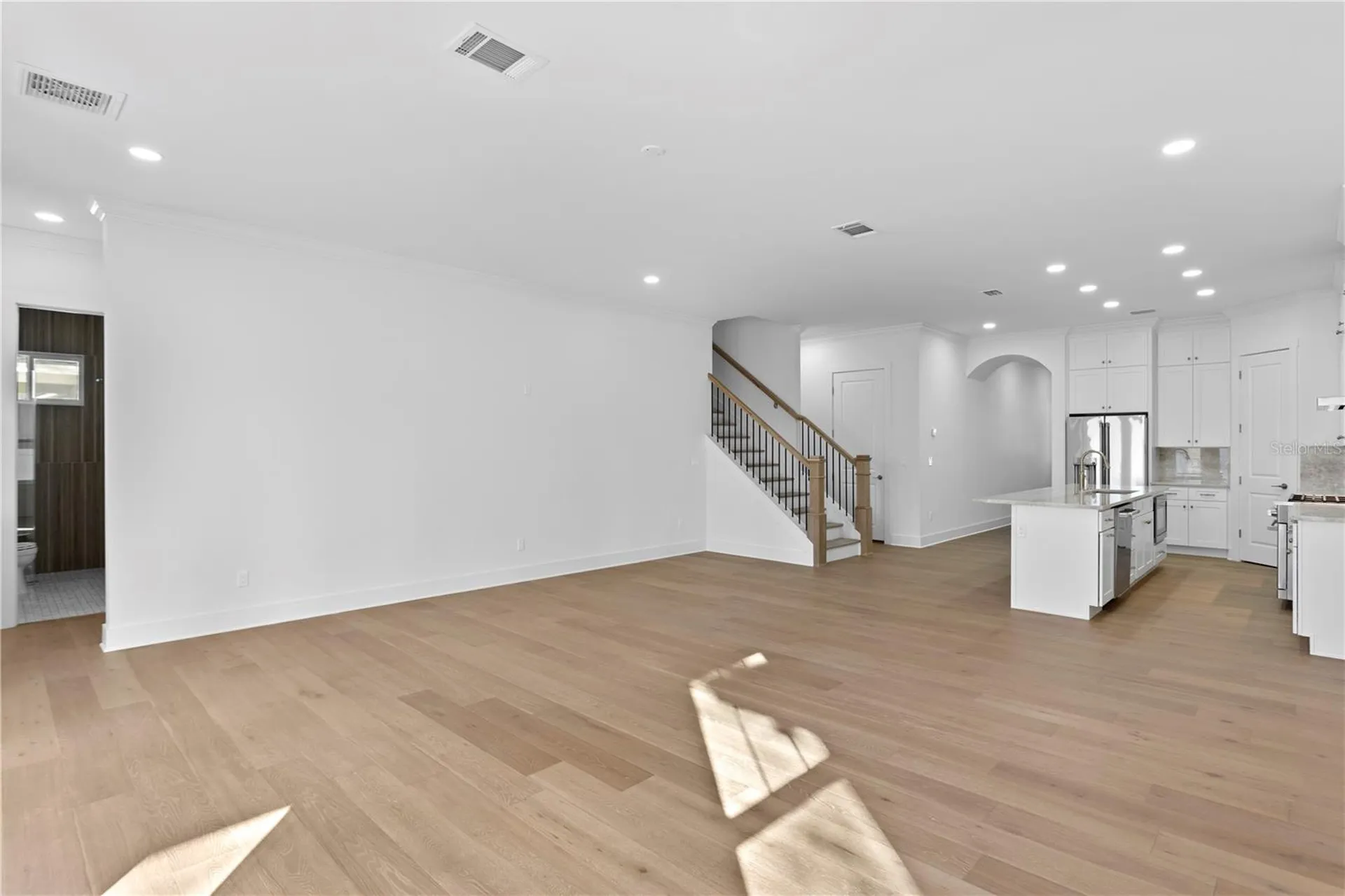 2805 W Wallace Avenue Tampa FL 33611