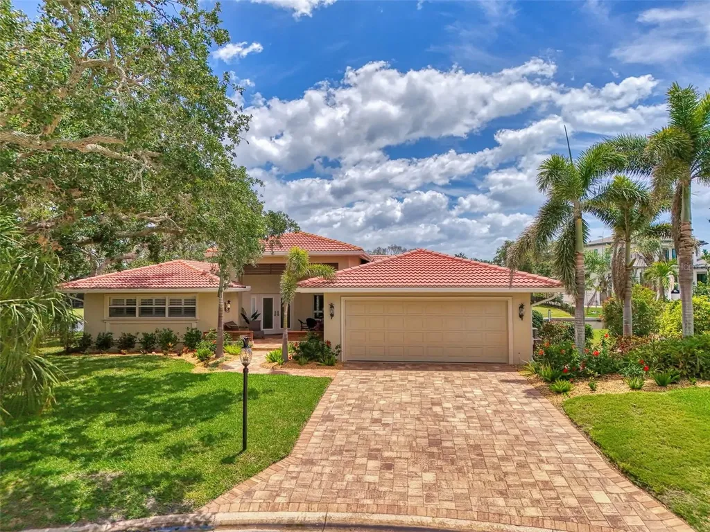 1038 Contento Street Sarasota FL 34242