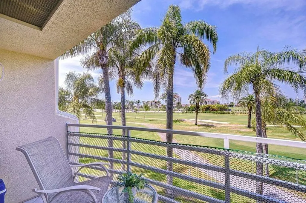 6191 Bahia Del Mar Boulevard St Petersburg FL 33715