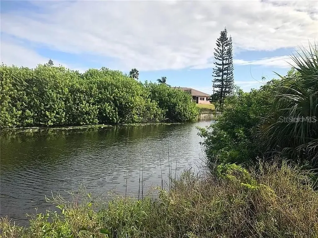 339 NE 19th Terrace Cape Coral FL 33909