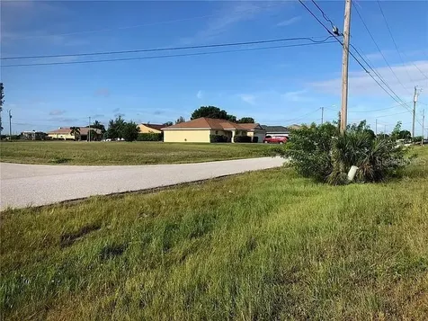 339 NE 19th Terrace Cape Coral FL 33909