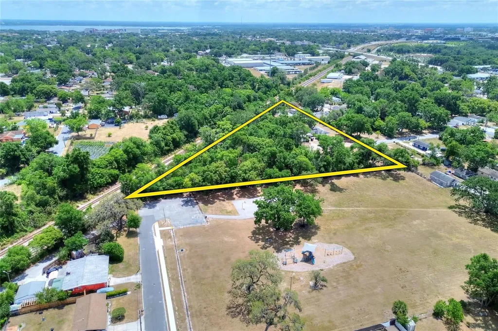 1205 Neville Avenue Lakeland FL 33805