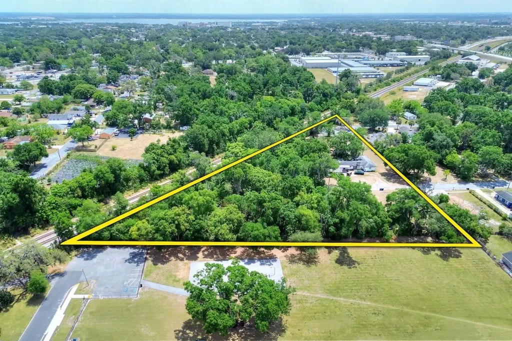 1205 Neville Avenue Lakeland FL 33805