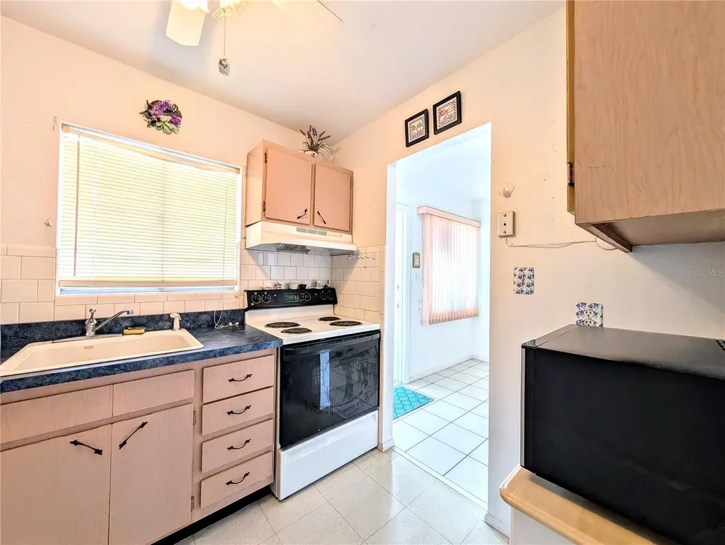 5951 Todd Street Bradenton FL 34207