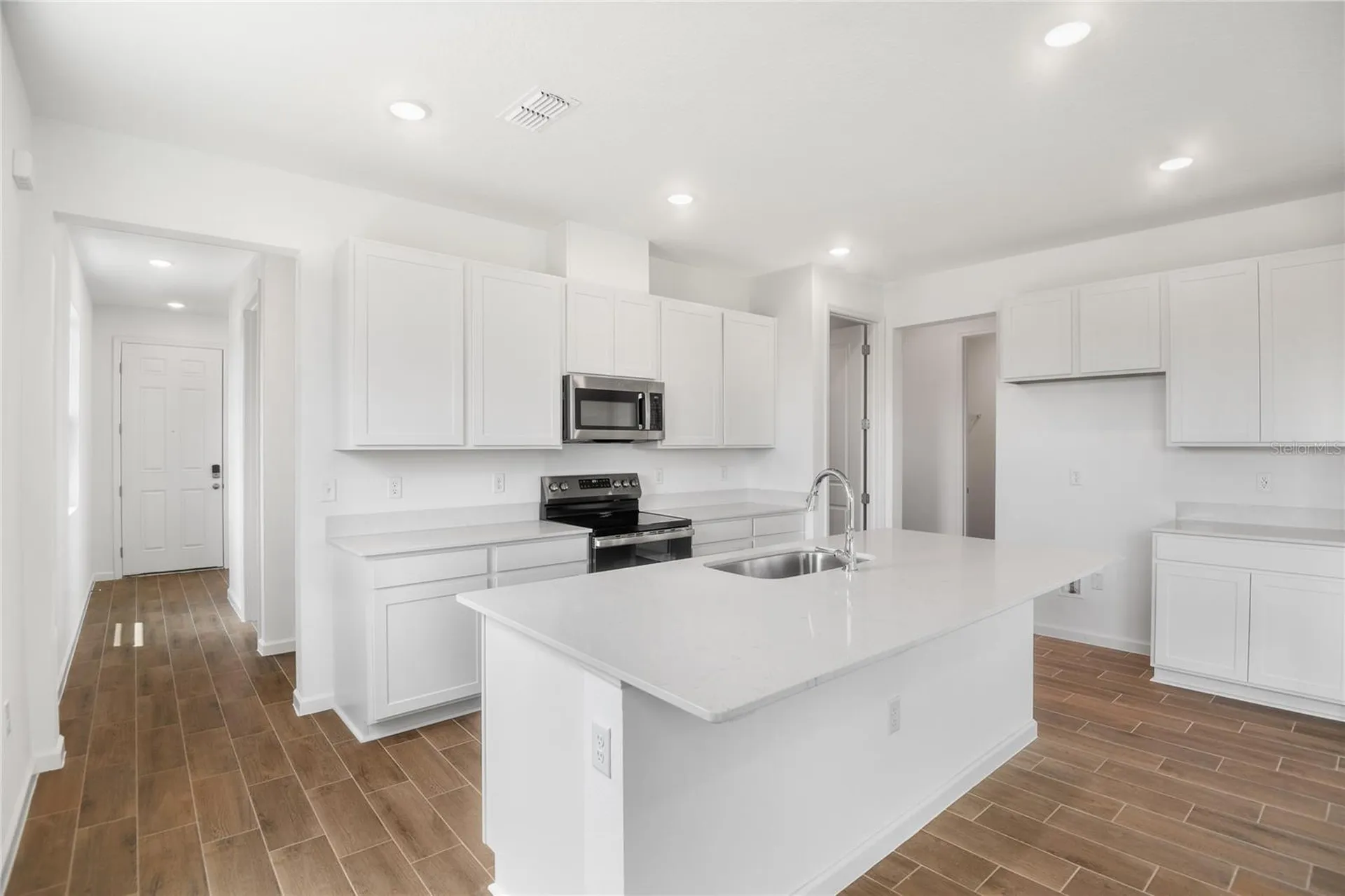 1007 Wisteria Way Dundee FL 33838