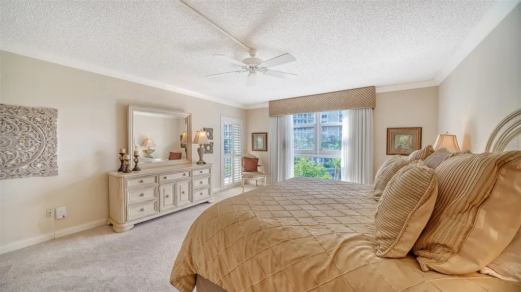 1212 Benjamin Franklin Drive Sarasota FL 34236