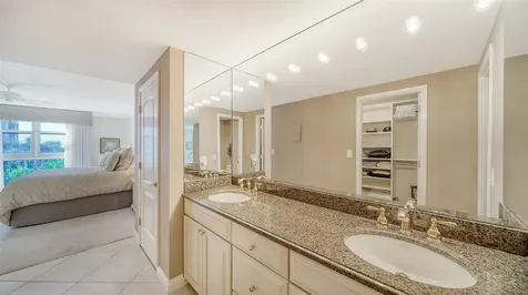 1212 Benjamin Franklin Drive Sarasota FL 34236