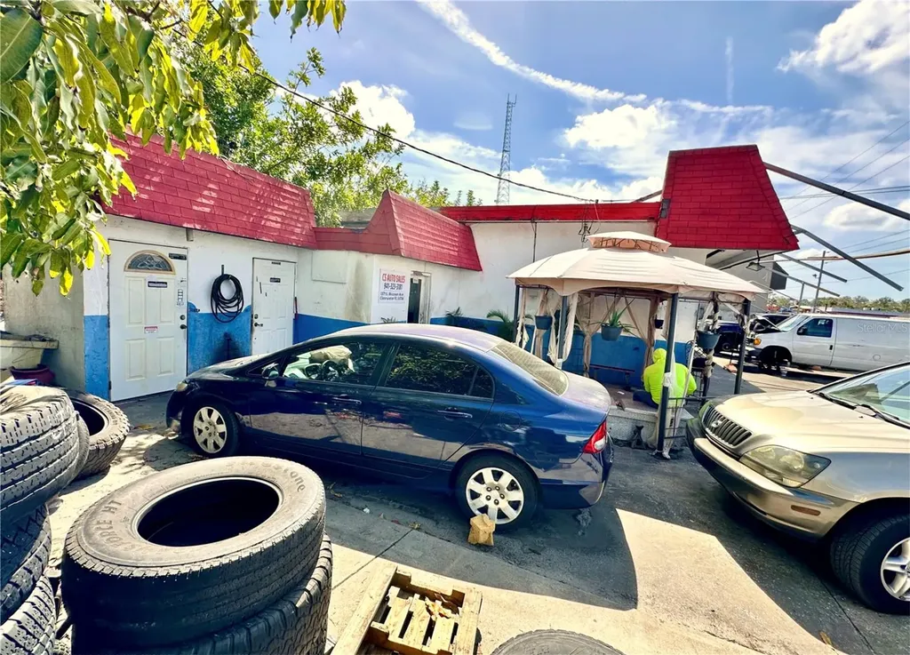 1371 S Missouri Avenue Clearwater FL 33756