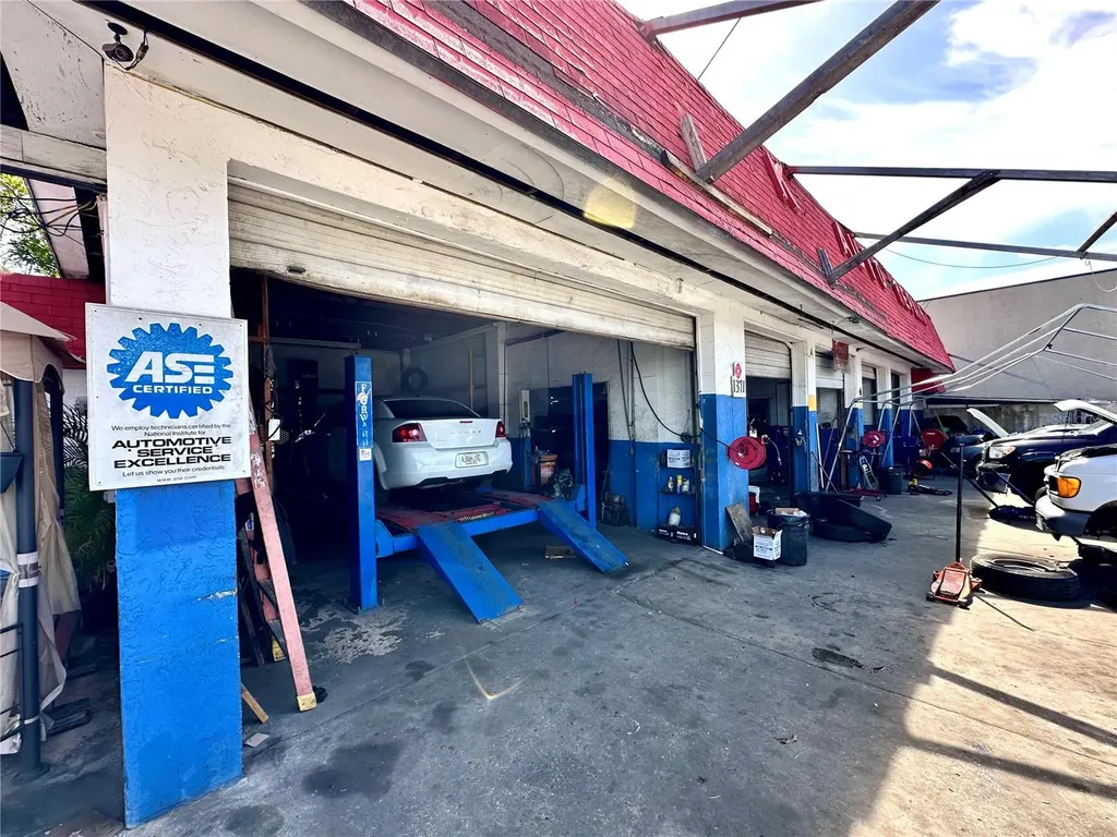 1371 S Missouri Avenue Clearwater FL 33756